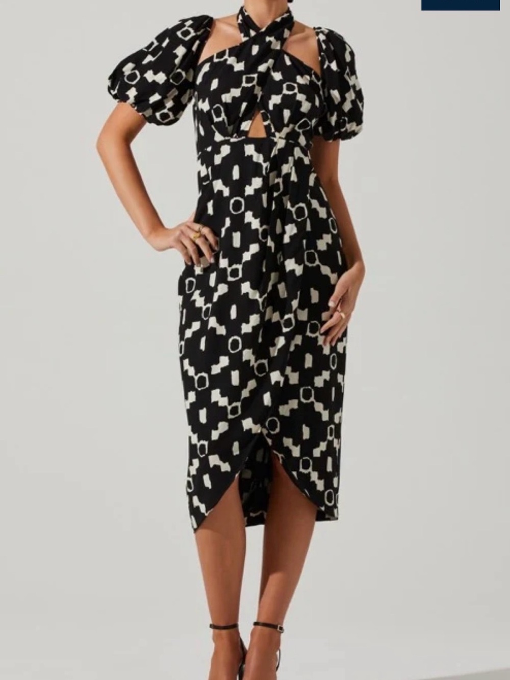 ASTR $138 Black & White Geometric Cutout Puff-Sleeve Midi Dress size large